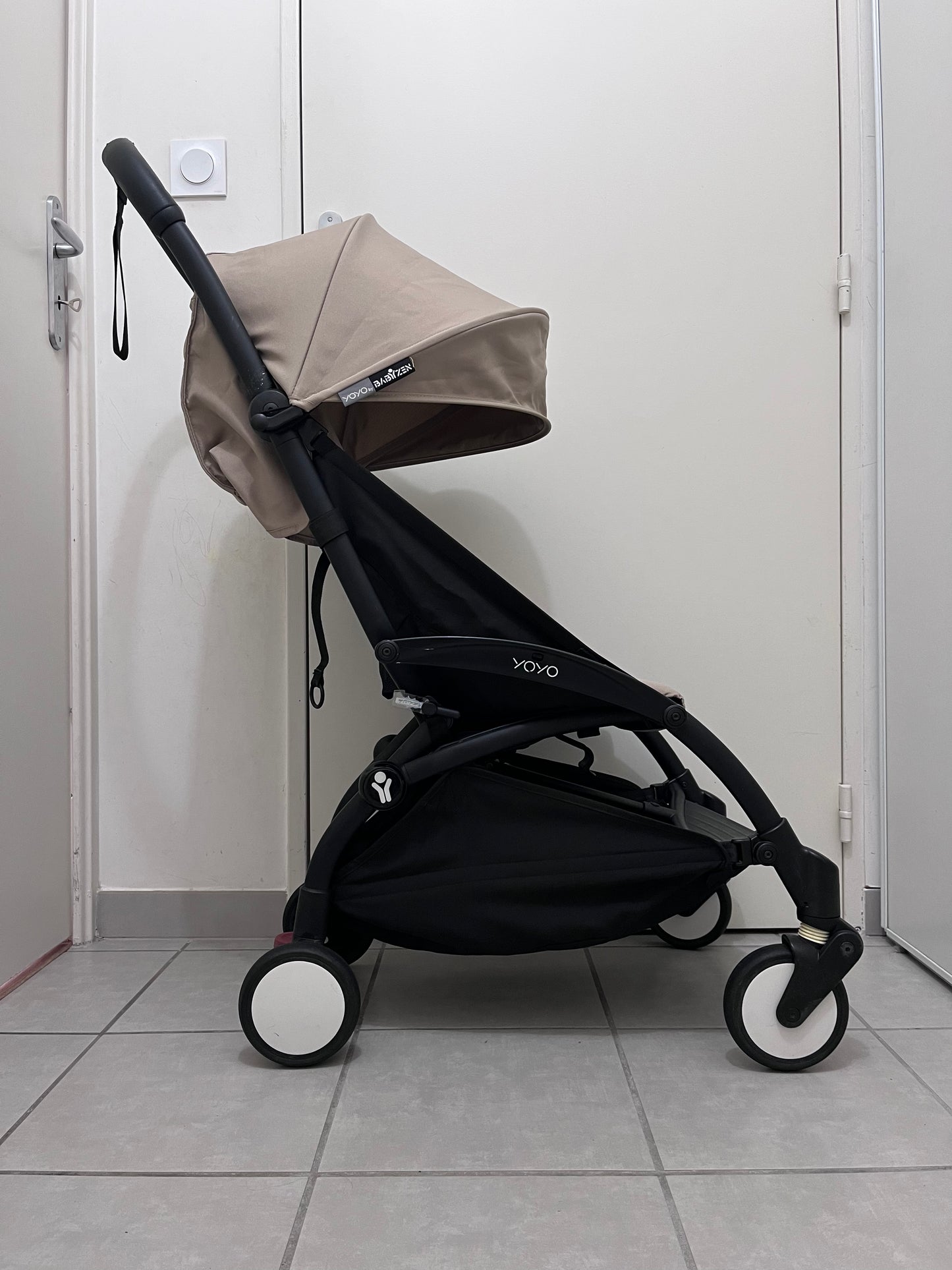 Poussette YOYO 2 BABYZEN avec nacelle Toffee et pack 6+ taupe