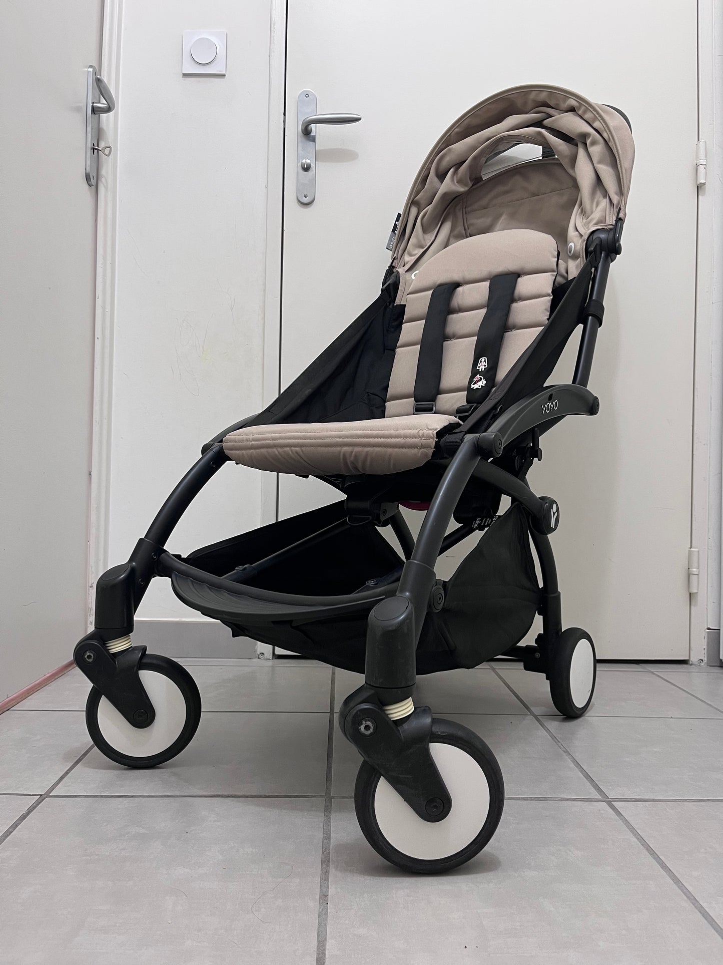 Poussette YOYO 2 BABYZEN avec nacelle Toffee et pack 6+ taupe