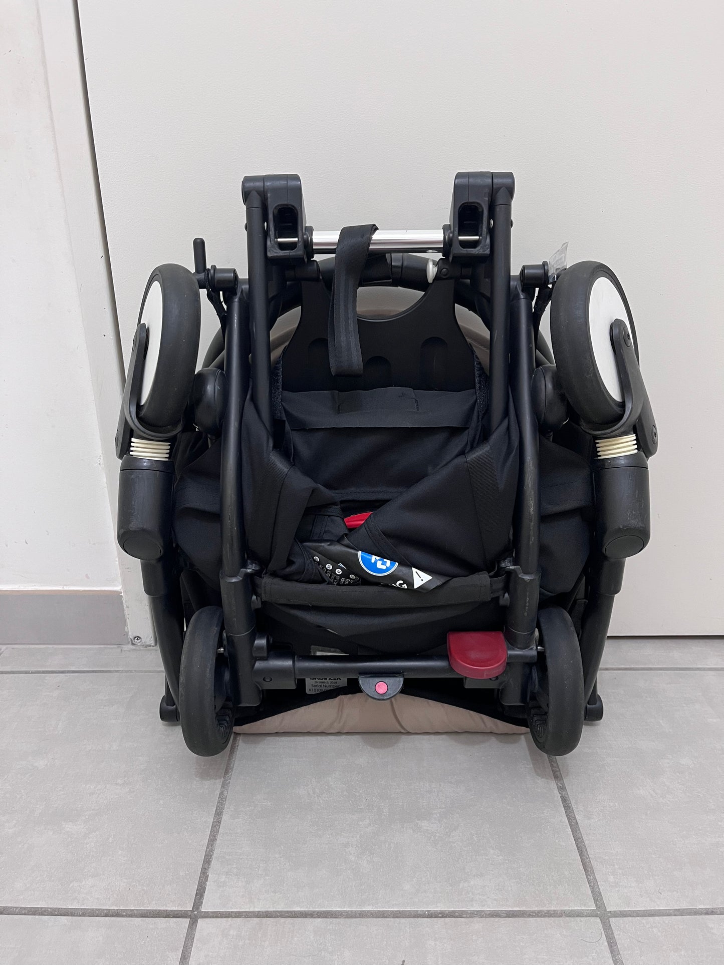 Poussette YOYO 2 BABYZEN avec nacelle Toffee et pack 6+ taupe