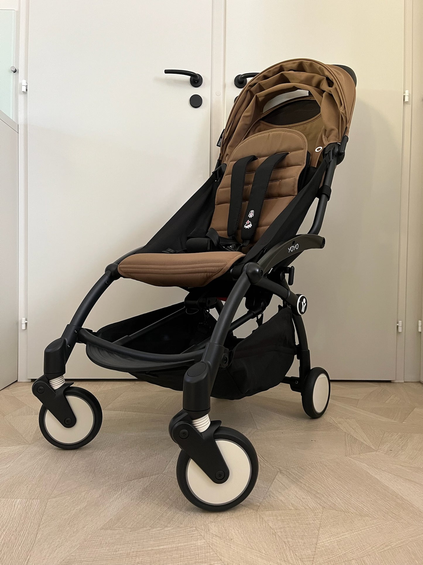 YOYO3 0+ & 6+ toffee — Poussette neuve