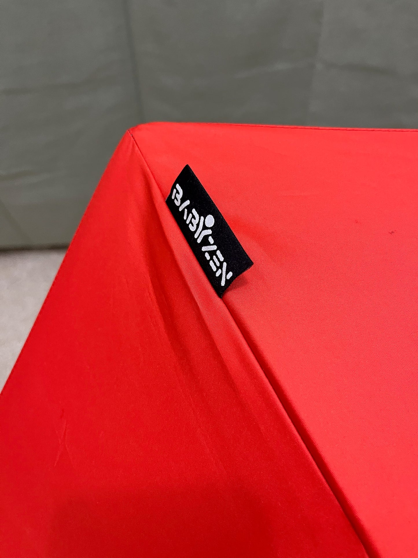 Ombrelle rouge poussette yoyo Babyzen Stokke