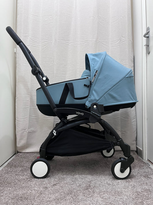 Poussette YOYO Stokke avec nacelle et pack 6+ aqua