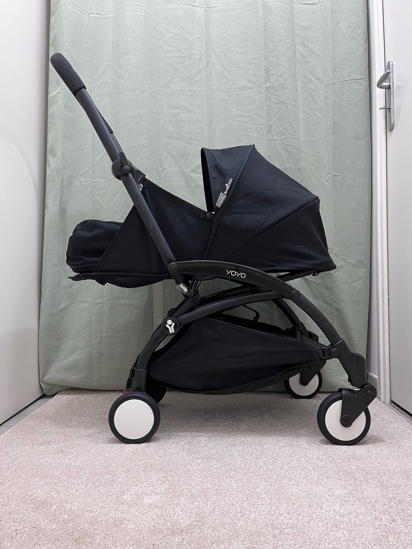 Poussette BABYZEN YOYO+ Avec packs 0+ & 6+ Noir