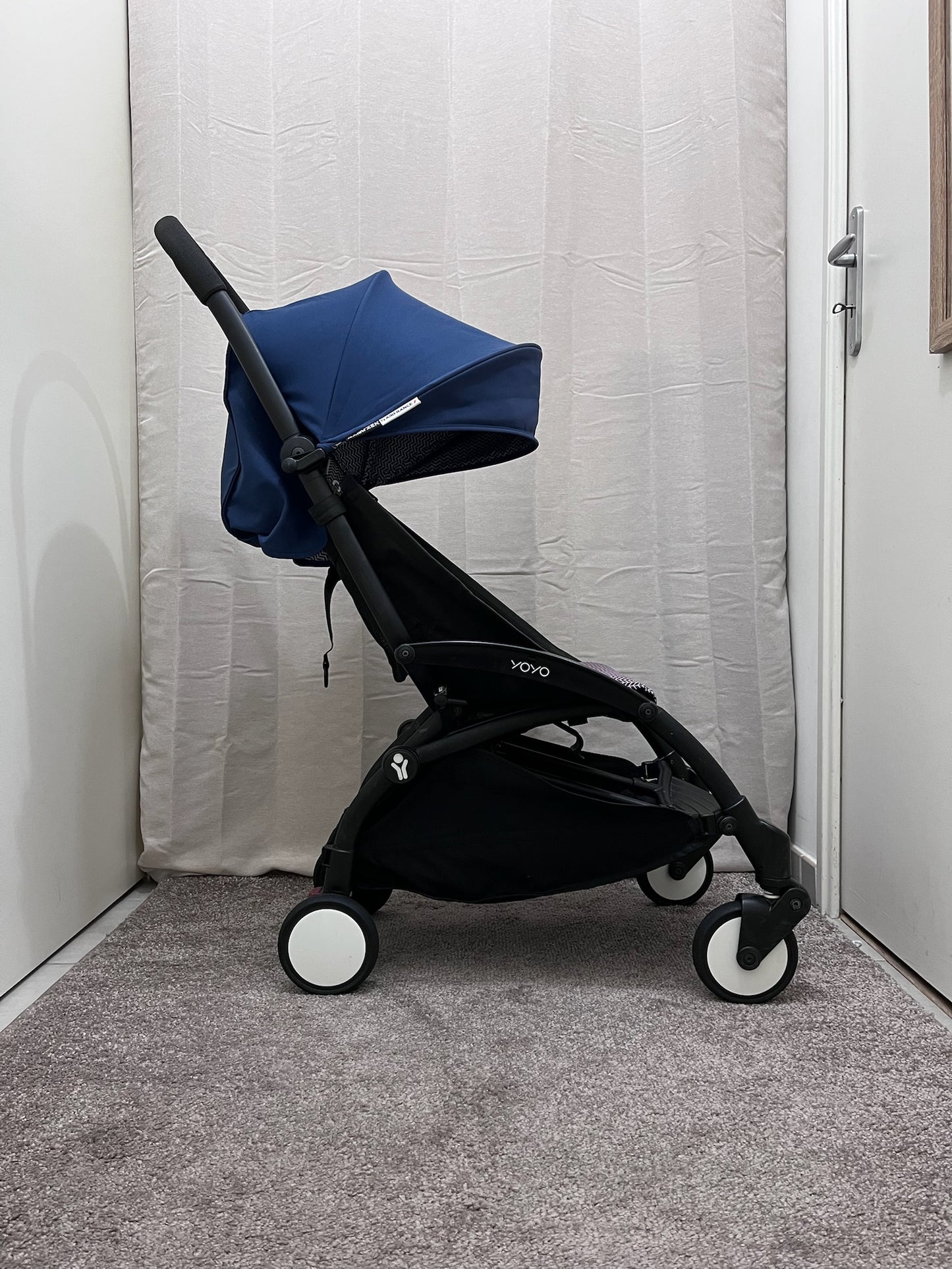 Poussette YOYO reconditionnée – packs 0+ et 6+ Air France – très bon état – garantie 6 mois