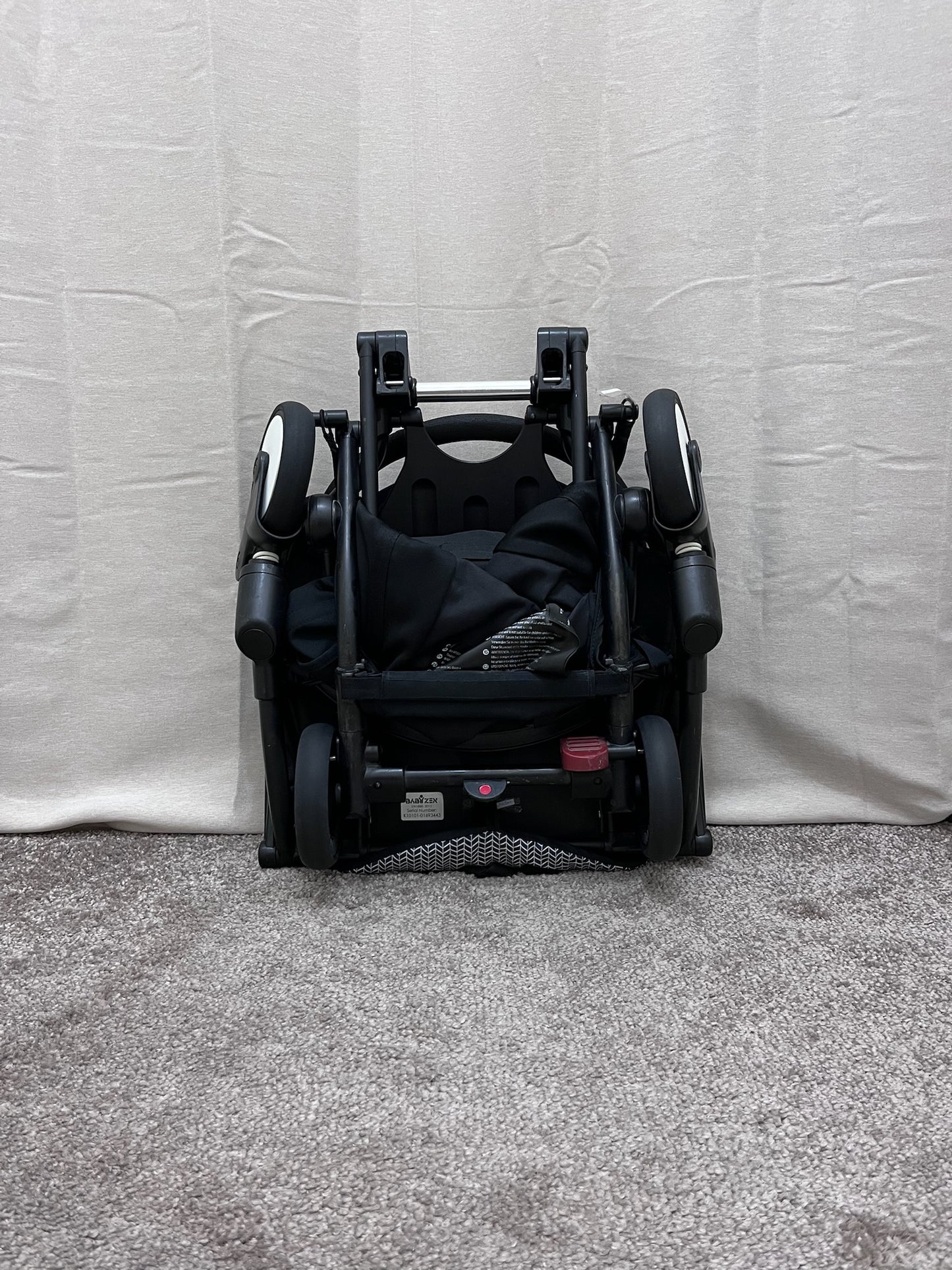 Poussette YOYO reconditionnée – packs 0+ et 6+ Air France – très bon état – garantie 6 mois